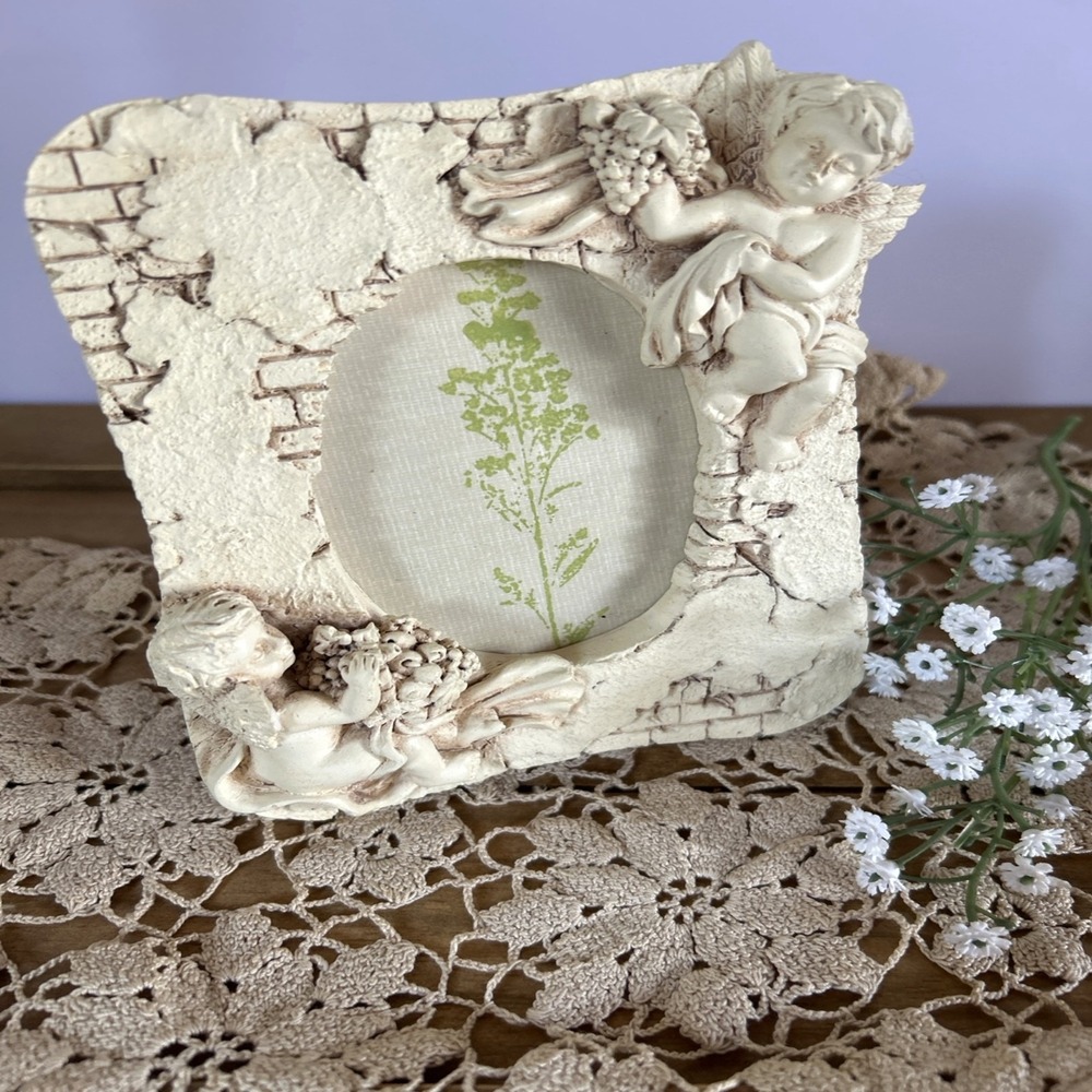 Vintage Cherub Photo Frame French Cottage Shabby Chic Angel Decor